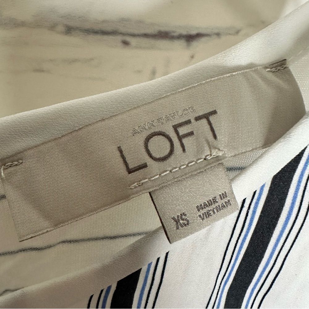 Loft XS top - Picture 4 of 4